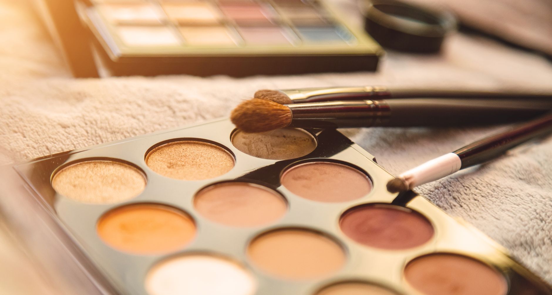 The Contour Stick Disappeared Because No One Could Blend It Anyway