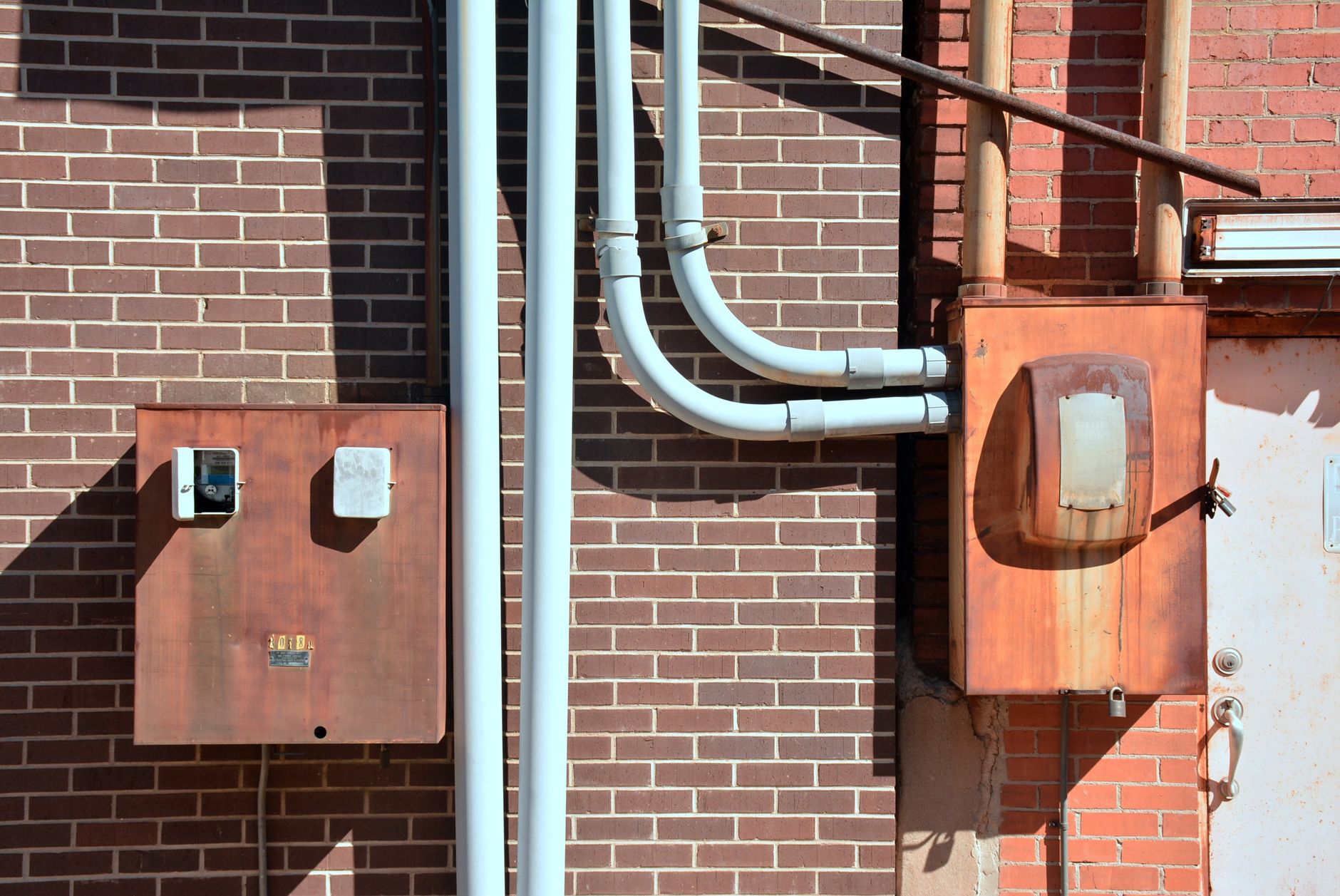 Pockets Moved to the Outside and Stayed There: When Utility Stopped Being Hidden
