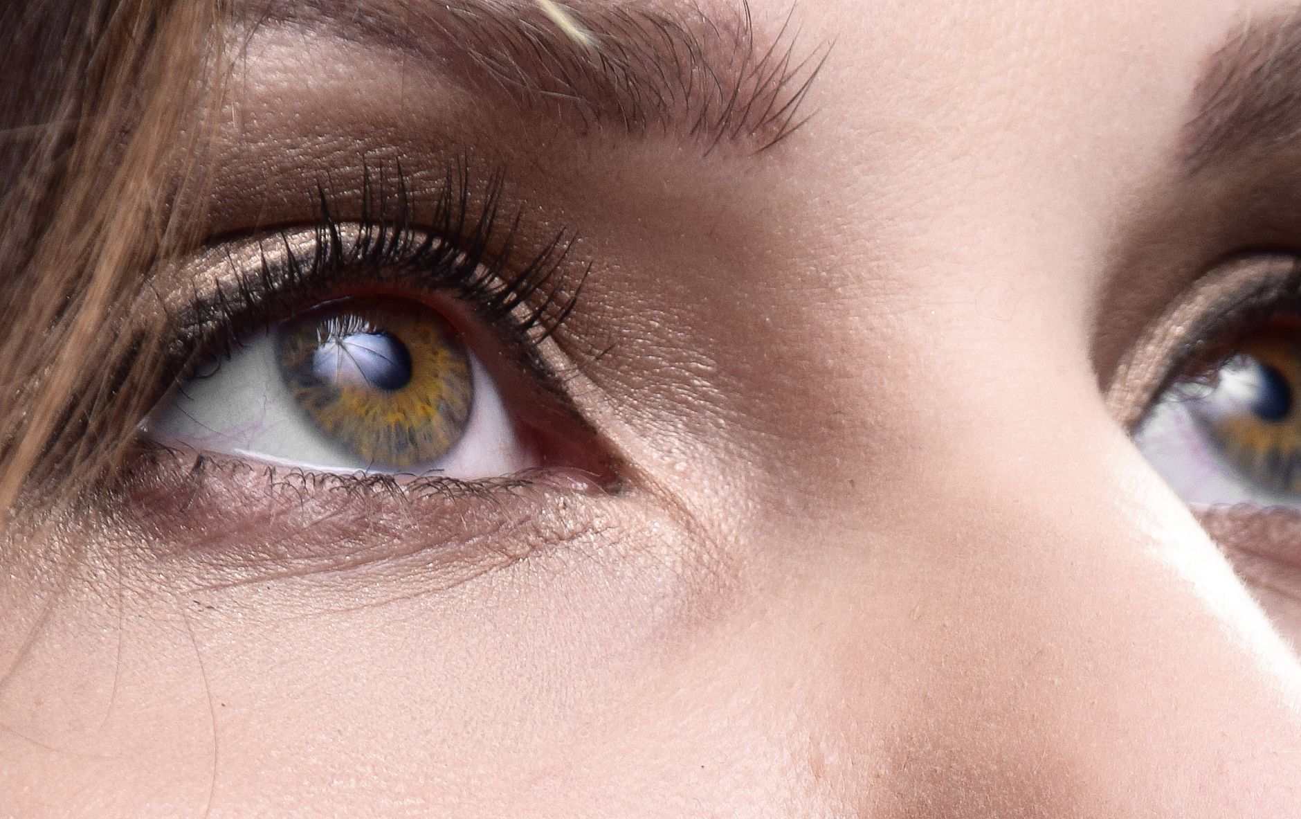 Magnetic Lashes Finally Died Because No One Could Make Them Look Human