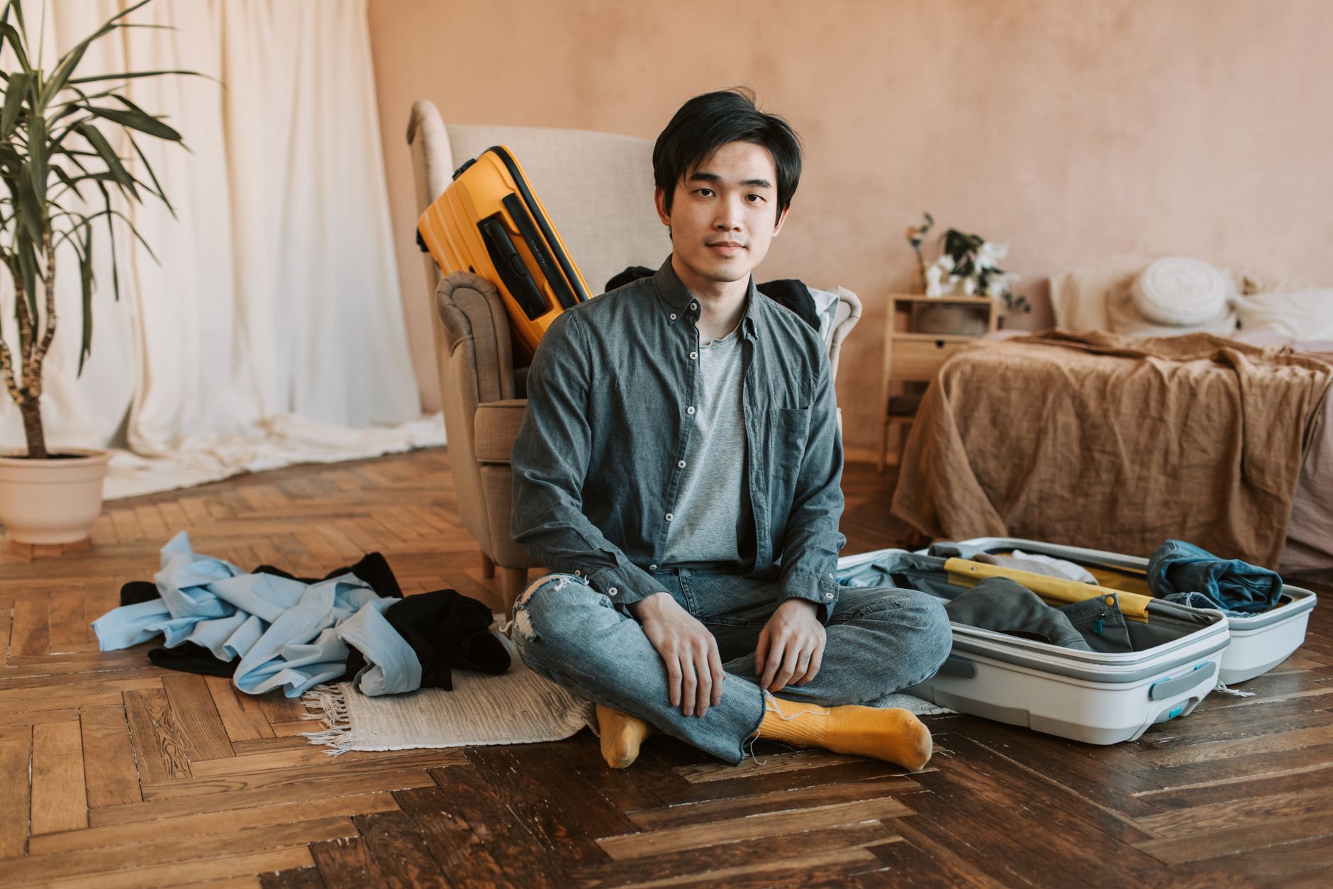 Packing Influencers Are Selling You Anxiety: How Curated Suitcase Videos Became a Full-Time Job and Ruined the Art of Just Throwing Stuff in a Bag