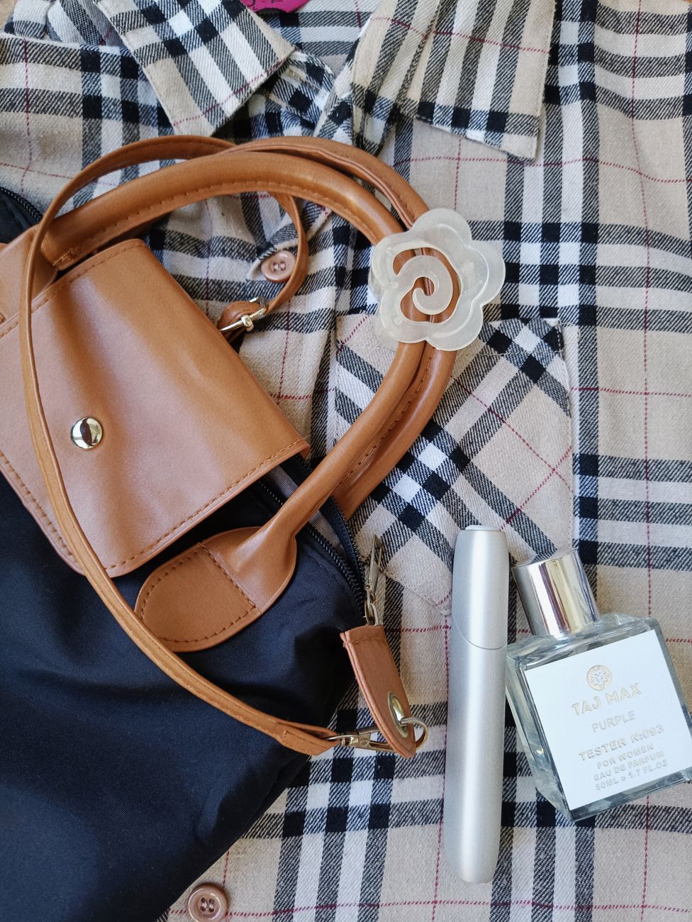 The Fragrance Wardrobe Flex: How Scent Became the New Handbag Collection